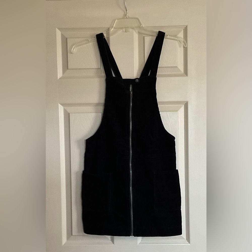 Forever 21 Women’s Dress Jumper Black Size Small Corduroy Mini Zipper 4 Pockets